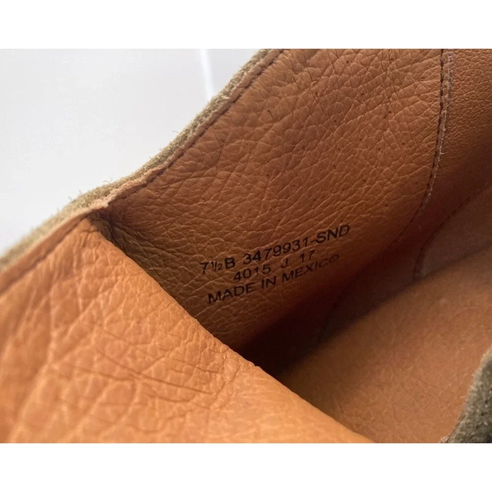 FRYE‎ Nora Studded Suede Ankle Bootie Side Zip Sand Tan Women's Size 7.5